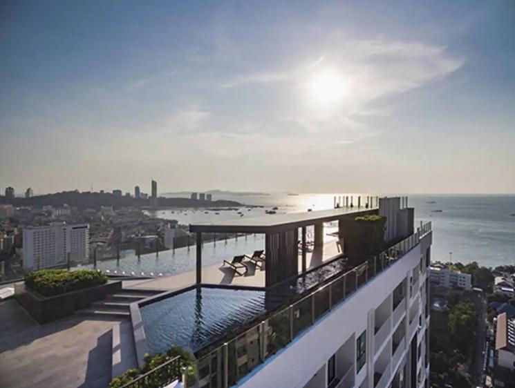 Great Location With Infinity Pool - Central Pattaya Apartment Bagian luar foto
